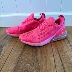 HOT PINK NIKE 270